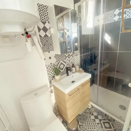 Superbe Appartement- 10 Min Paris- Metro